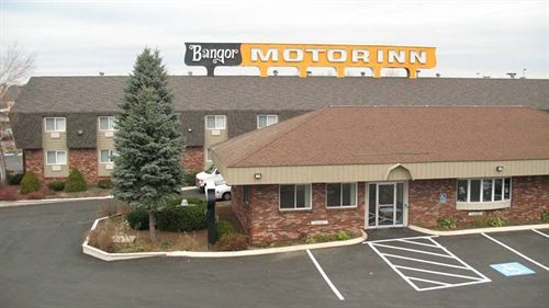 Motel &
